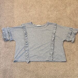 Storia Light Gray Ruffle Tee